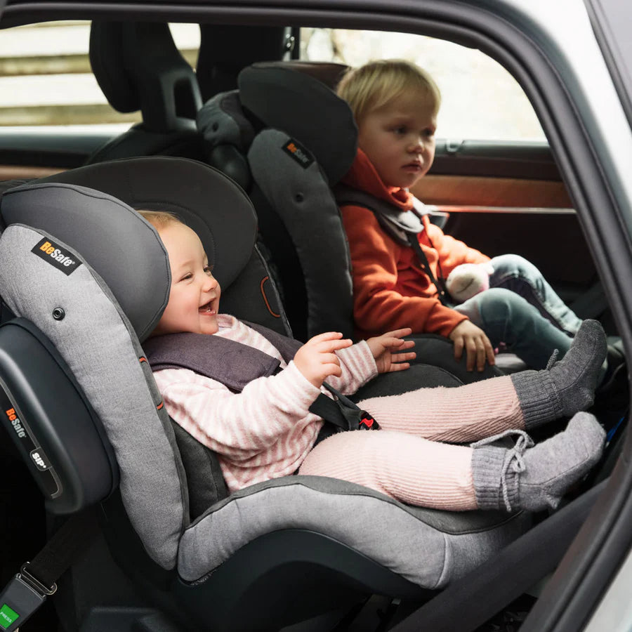 WHY REAR-FACING CAR SEATS ARE 5X SAFER THAN FORWARD-FACING CAR SEATS?