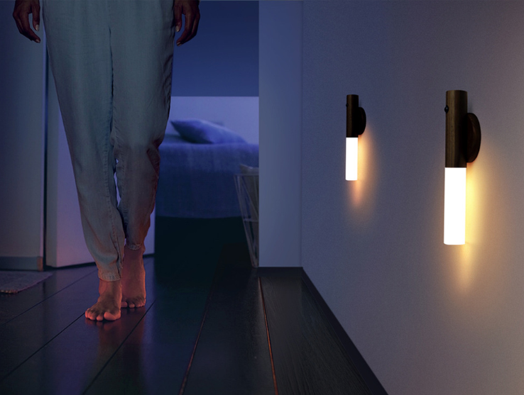 Wood wireless night light