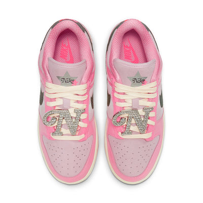 (WMNS) Nike Dunk Low 'Barbie' FN8927-621