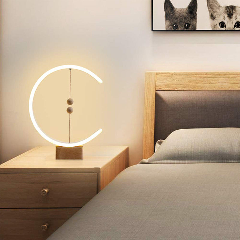 Creative magnetic balance lamp