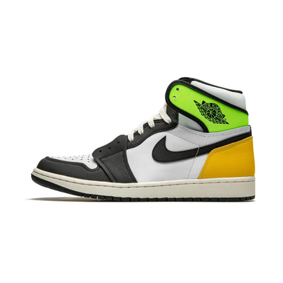 AIR JORDAN 1 RETRO HIGH OG - Volt Gold