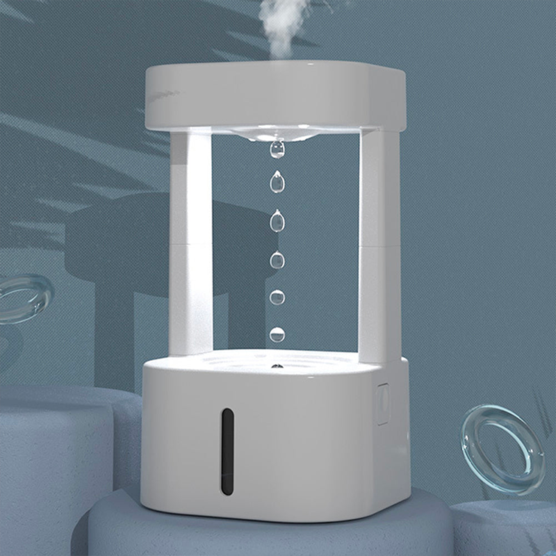 Anti-gravity humidifier