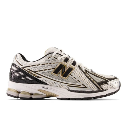 New Balance 1906R Metallic Silver with Metallic Gold