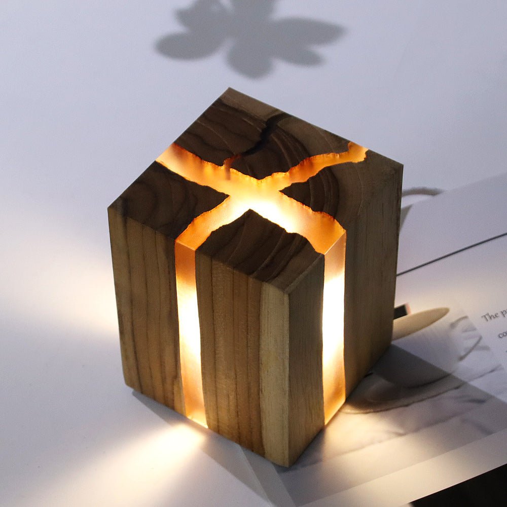 Table lamp